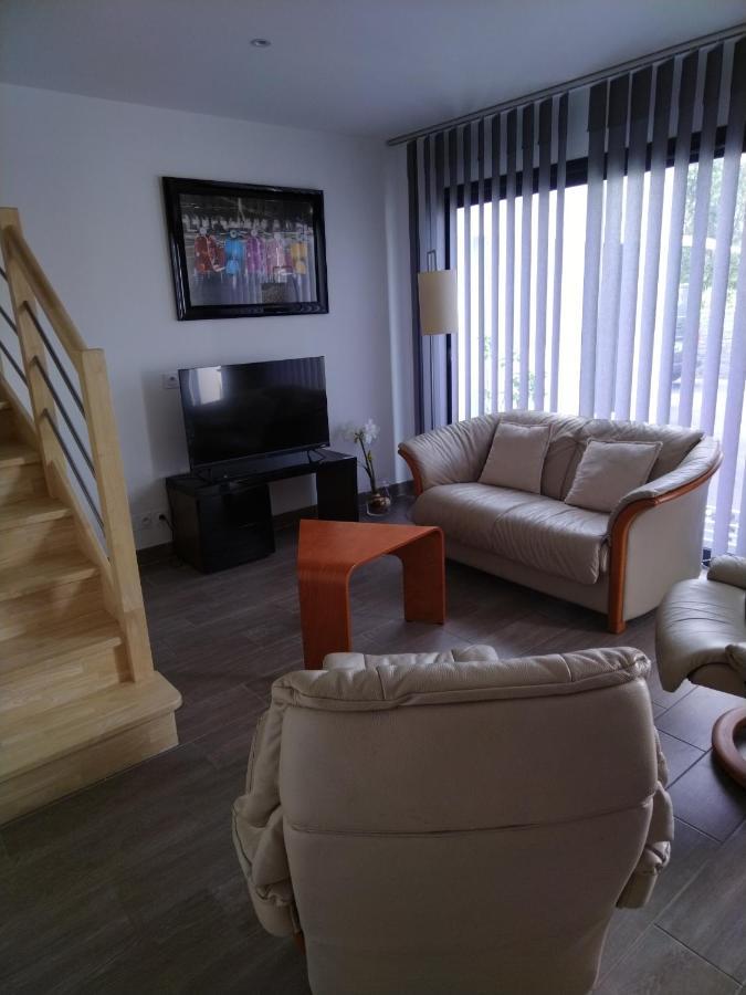 ANGLET appt maison à 2 kms des plages et de Biarritz Esterno foto