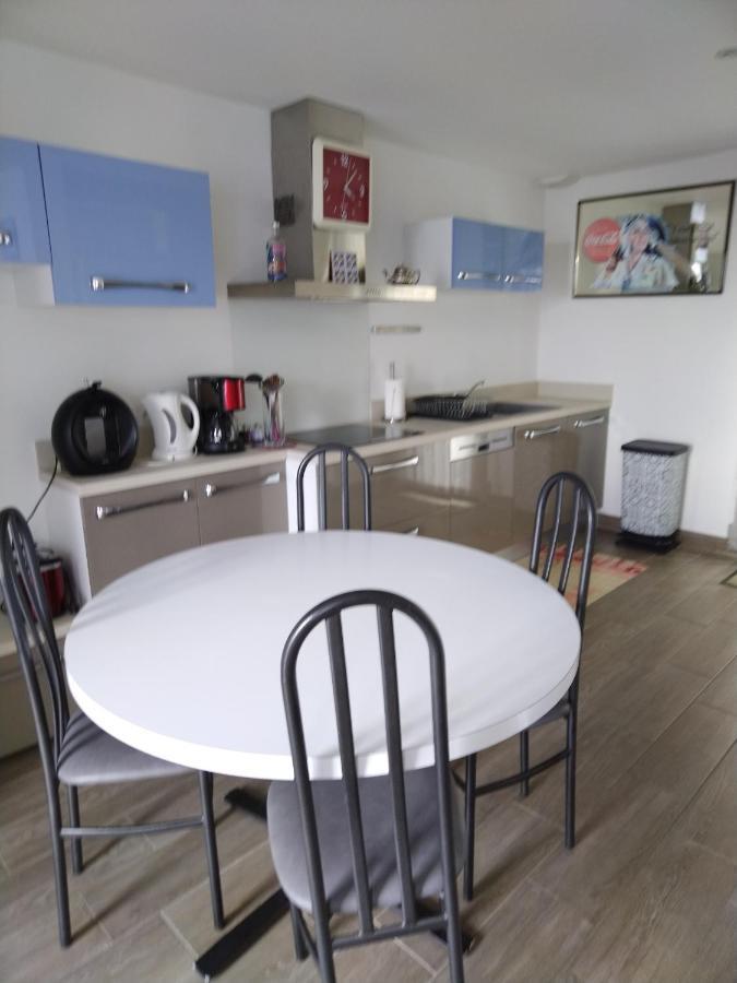 ANGLET appt maison à 2 kms des plages et de Biarritz Esterno foto